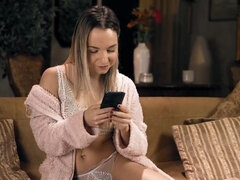 18 éves, Hatvankilences, Arcra űlés, Ujjazás, Leszbikus, Nyalás, Pornósztárok, Tini