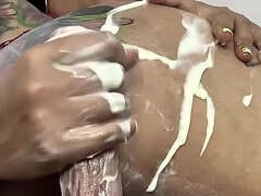 Amatør, Anal, Røv, Stor røv, Onani, Mor jeg gerne vil kneppe, Solo, Tatovering