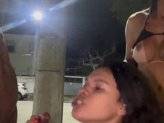 18 let, Velký zadek, Kuřba, Pár, Latinské, Venku, Tetování, Teenka