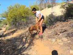 En gros plan de très près, Béant, Massage, Masturbation, Orgasme, Public, Solo, Gicler