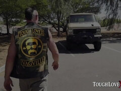 Suka, Brunetka, Brutalny, Hardcore, Drobna, Dziwka, Nastolatki, Cycki