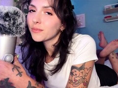 Brunetka, Milf žcbp, Mamina, Drobounká, Tetování