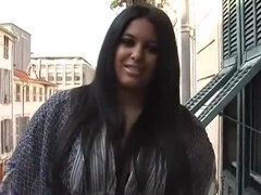 Milf, Offentlig