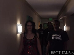 Anal, Sperm skott, Dobbel penetrering, Gruppesex, Hardcore, Raseblandet, Milf, Strømper