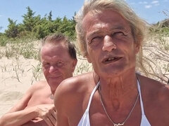 Sucer une bite, Couple, Jeunes transsexuelles thaïlandaises, Mature, Public, Transsexuelle, Webcam