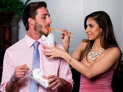 Duże cycki, Obciąganie, Brunetka, Styl na pieska, Lizanie, Cipka, Chudy, Nastolatki