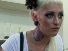 Store bryster, Nederdel