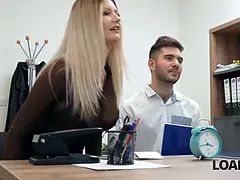 Krásky, Veľké kozy, Blondína, Cuckold, Kancelária, Realita, Vyholené, Tetovanie