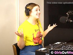 Язык в попке, Толстушки, Большая жопа, Пухленькие, Хд, Лесбиянка, Киски, Сиськи