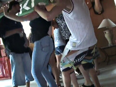 Amatør, Store pupper, Kukk suging, Brunette, Runke, Synsvinkel, Søster, Puppejobb