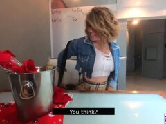 Жопа, Из жопы в рот, Большие сиськи, Минет, Член, В первый раз, Подружка, Девственница