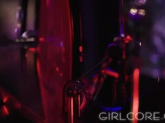 Culo grande, Tetas grandes, Penetracion con dedos, Divertido, Lesbiana, Lamidas, Orgía, Coño