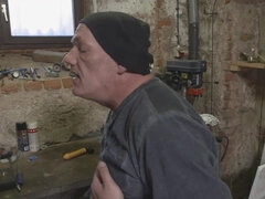 Kuřba, Brunetka, Nemecké, Honění, Hardcore, Orgazmus