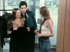 Karvainen, Lesbo, Kolmen kimppa, Vuosikerta