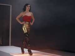 69, Kotě, Blondýna, Brunetka, Podpatky, Lesbické, Výprask, Přírodní prsa