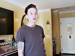 Amatööri, Tyttö, Söpö, Fetissi, Lesbo, Transu, Laiha, Tatuointi