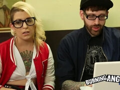 Anal, Petite femme, Jupe