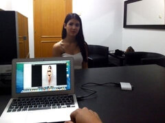 Cul, Sucer une bite, Brunette brune, En levrette, Branlette thaïlandaise, Rasée, Adolescente