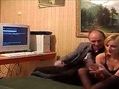 Amateur, Plantureuse, Papa, Nue  à poil, Russe, Suçant, Adolescente, Voyeur