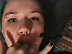 Amatoriale, Brunetta, Vestite, Toccando, Masturbazione, Punto di vista pov, Ragazza, Tette