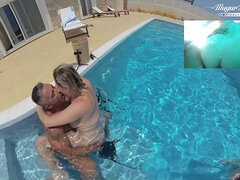 Gros seins, Blonde, En levrette, Faciale, Hd, De plein air, Piscine, Rasée
