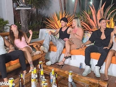 Stor rumpe, Stor kukk, Blond, Latina, Milf, Naturlige bryster, Brystvorter, Fitte