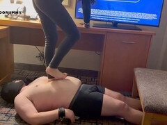 Princess Brittany hosts a Stumpathon on her obedient sub Floor Jimmy