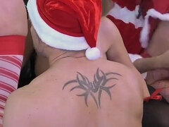 Santa 's Orgy with His Elves - Bts