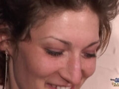 Kukk suging, Brunette, Dype svelg, Slikking, Tenåring, Trekant