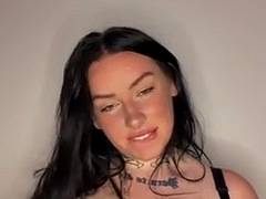 Amatør, Babe, Store pupper, Britisk, Onani, Dusj, Tenåring, Pupper