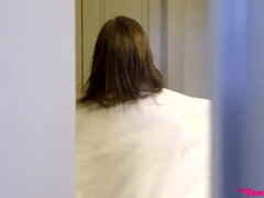 Stora tuttar, Knubbig, Fingering, Handjobb, Slick, Onani, Milf, Mager