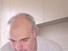 Amador amadora, Pauzão, Jato de porra, Europeu, Peludoa, Feito em casa, Mijar, Solo chão