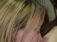 18 let, Amatéři, Velký zadek, Pár, Lesbické, Pička, Vyhublá, Teenka