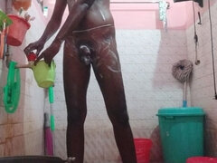 Enthousiasteling, Badkamer, Homo, Alleen