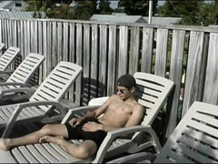 Zunanji izliv, Kurac, Dekle drka tiča, Zunaj