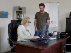 Stor rumpe, Blond, Kukk suging, Klassisk, Pikk, Sexy undertøy, Milf, Naturlig