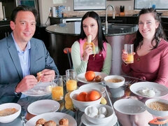 Rumpe, Stor rumpe, Kukk suging, Brunette, Bakfra, Runke, Hardcore, Tenåring