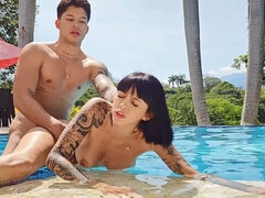 Colombian Woman Convinces Her Butler to Fuck Her in the Pool - Luna Vitaler & Danner Mendez