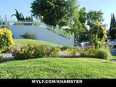 Stor pik, Store bryster, Pik sutte, Ældre lækkre kvinde, Mor jeg gerne vil kneppe, Mor, Skrige, Stedmor