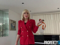 Blond, Sperma shot, Hondjeshouding, Grappig, Hd, Realiteit, Kousen, Tieten likken