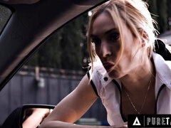 18, Blondinka, Fafanje, Globoko grlo, Dvojna penetracija, Resničnost, Najstnice, Trojček