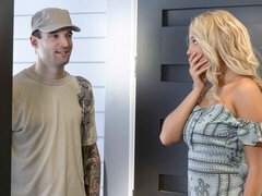 Amatéri, Spálne, Blondína, Na psíka, Pružné, Prirodzené prsia, Teenka, Kozičky