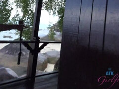 Amatorka, Tyłek, Bikini, Latynoska, Pirsing, Punkt widzenia, Prysznic, Palenie