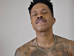 Velké péro, Černé, Creampie, Gay, Hardcore, Bradavky, Různé pohledy, Tetování