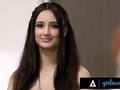 Bukkaké, Face assise, Femelle, Groupe, Interracial, Fille latino, Orgasme, Réalité