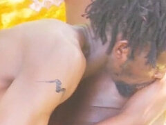 Любители, Большие сиськи, Черные, Минет, Семяизвержение, Пальцем, На природе, Киски