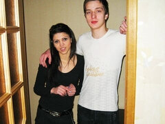 Rumpa, Stor kuk, Avsugning, Brunett, Doggystyle, Mager, Tonåring, Tuttar