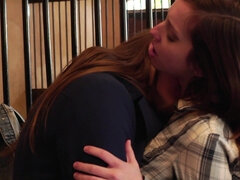 18 let, Hd, Líbání, Lesbické, Přírodní prsa, Pička, Teenka, Kozičky