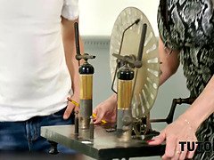 Минет, Постарше, Зрелые, Милф, От первого лица, Чулки, Тату