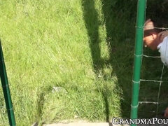 큰 가슴, 사정 샷, 할매, 하드코어, Hd, 나이든, 야외의, 보지